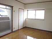 洋室6.3帖
