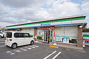 ファミリーマート松山東石井店
