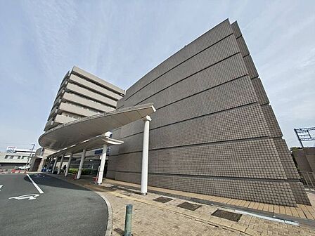 大阪市立十三市民病院 310m