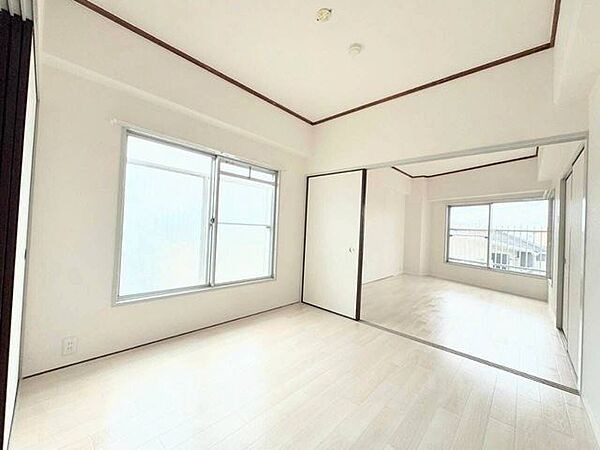 洋室を拡大表示