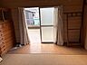 室内：2F洋室