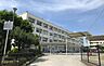周辺：横浜市立大曽根小学校まで約40m 教育目標は、自ら課題を見つけ、多様な解決していく子・個性を伸ばし、互いの「よさ」を認め合うことができる子を育てます。などがあります。