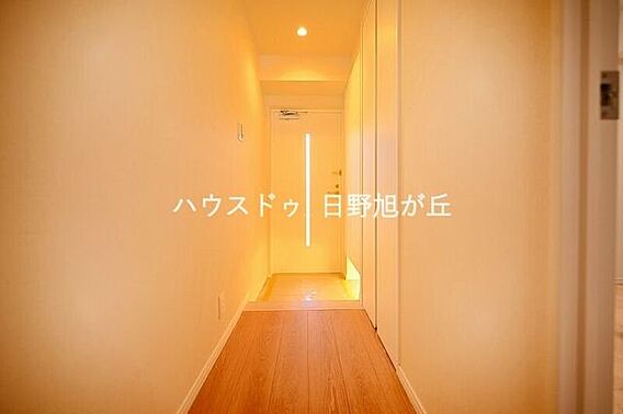 関を開けた瞬間...