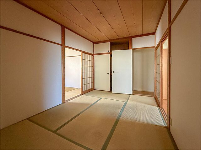 寝室