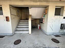 7 / 11