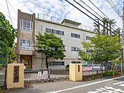 川口市立鳩ヶ谷小学校 距離290m