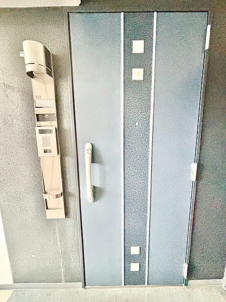 玄関を拡大表示