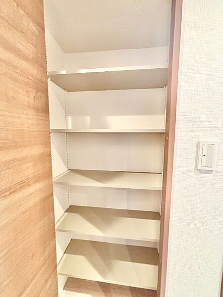 収納