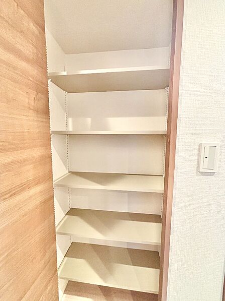 収納