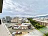 その他：大きな空と街並み、豊かな緑を贅沢に見渡せる開放的なロケーション！高台からの見晴らしの良さが際立ち、日当り・通風ともに期待できます。日常に心地よい開放感をもたらす魅力的な眺望です。