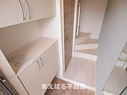 1階が玄関脳内階段タイプ