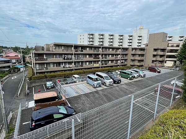 駐車場を拡大表示