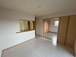 メゾン・ド・ヴェルジュ 2階2LDKのリビング/ダイニング