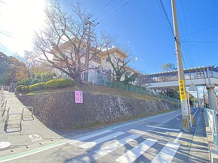 大分市立桃園小学校 1750m