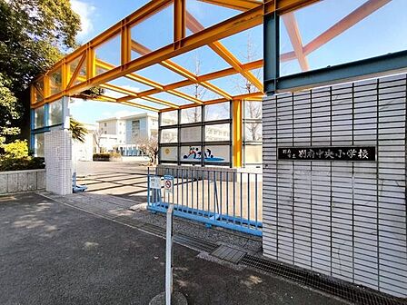 別府中央小学校 760m