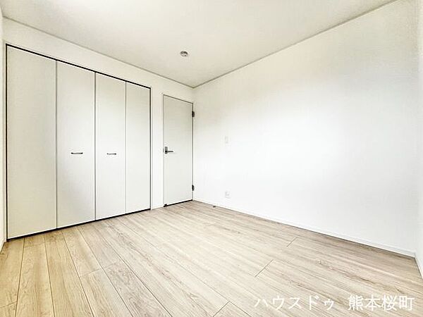 洋室を拡大表示
