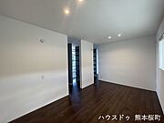 ■2階洋室■寝室、書斎、趣味の部屋。家族の成長やライフスタイルに合わせ、様々な使い方ができる快適な空間です。