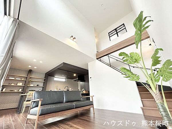 リビング/ダイニングを拡大表示