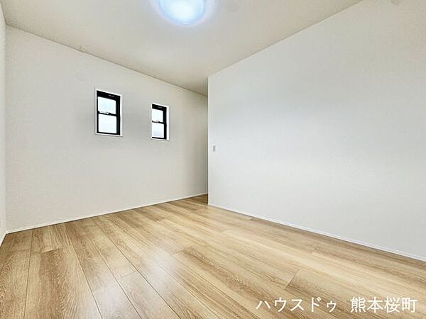 洋室を拡大表示
