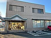 肥後銀行 秋津支店 920m