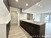 ■□■家族の「美味しい」が集まる、喜びを生み出す舞台■□■高い機能性と美しいデザインを両立。料理する人も、待つ人も、笑顔になれる場所です