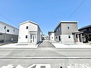 ■理想を叶える新しい暮らしの舞台■高いデザイン性と機能性を兼ね備えた住まい。ここで、家族の新しい物語が始まります。