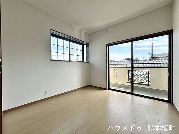 洋室を拡大表示