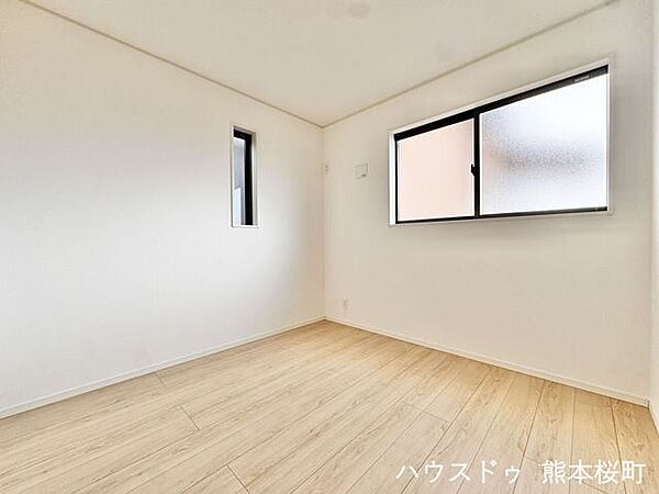洋室を拡大表示
