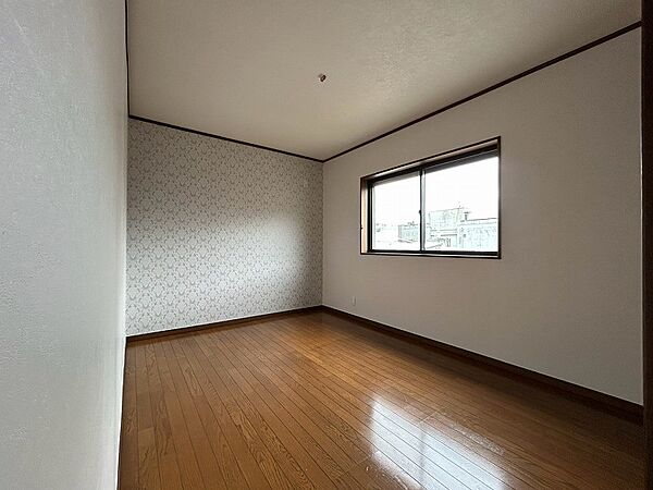 洋室を拡大表示