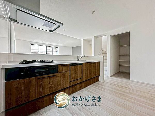 キッチンを拡大表示