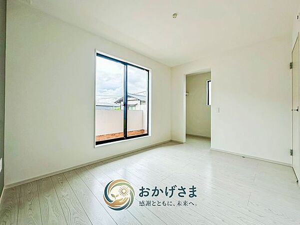洋室を拡大表示