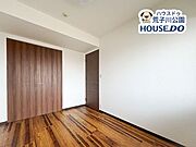 北東側6.0帖洋室
