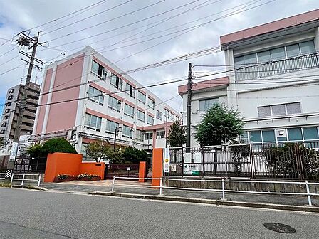 港西小学校 1110m