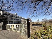 入間市立黒須小学校 1930m