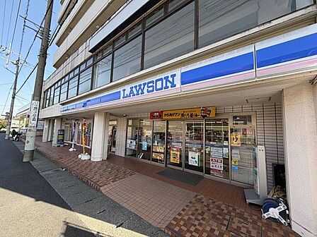ローソン 入間市役所前店 1180m