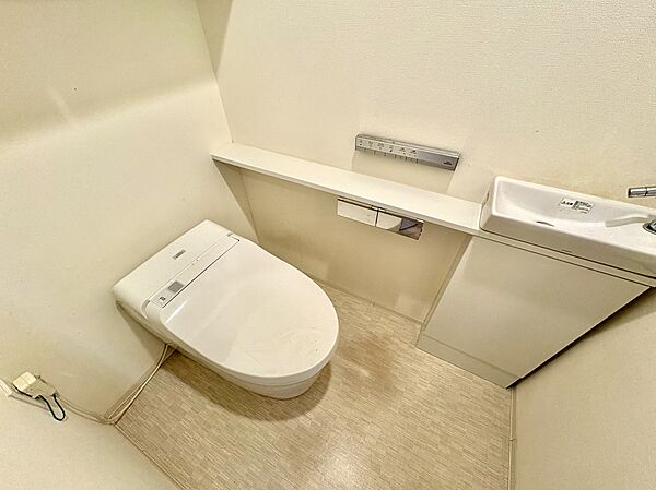 トイレを拡大表示