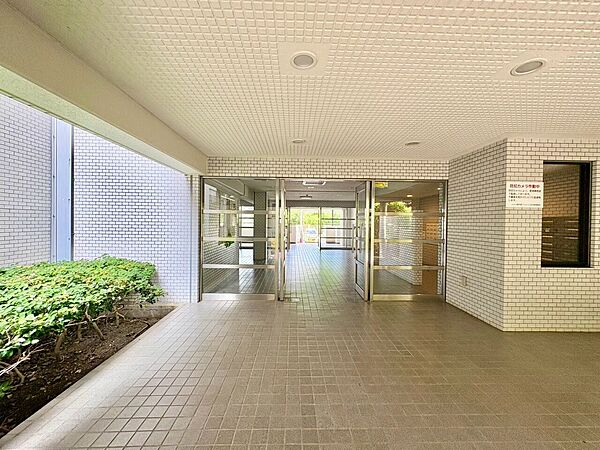 エントランス