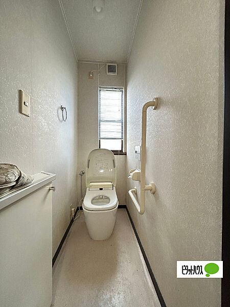 トイレを拡大表示