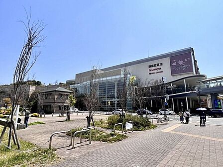 阪急西宮ガーデンズ(複合施設、百貨店等) 1710m