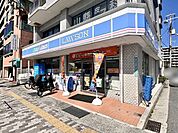 ローソン津門大塚町店 徒歩約3分。 200m