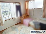 日差しの差し込む明るい部屋は光熱費も節約できます。