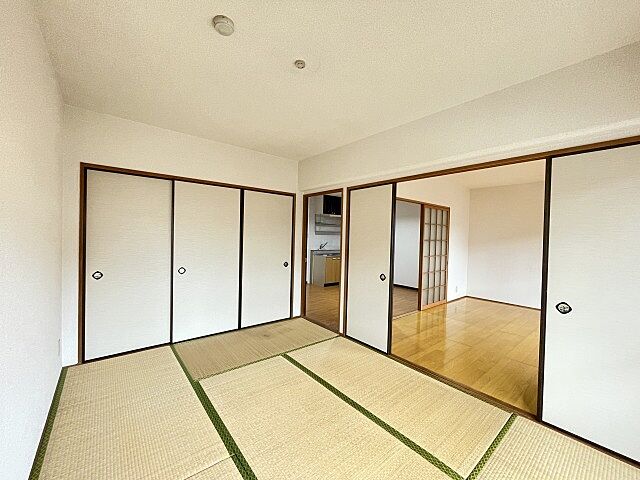 寝室