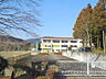 周辺：1500ｍ先の内郷中学校です。