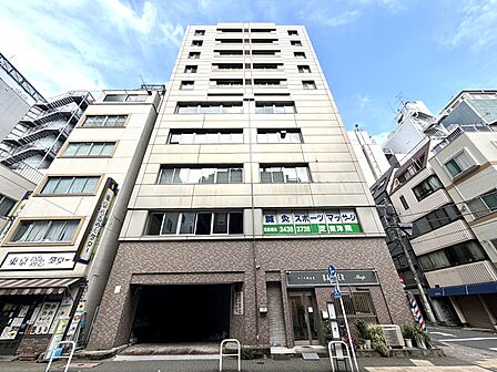 重厚感のある外観デザイン