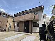 【外観】閑静な住宅街に立地した3LDK(78.83m2)の戸建て♪