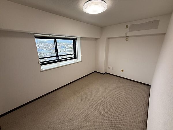 洋室を拡大表示