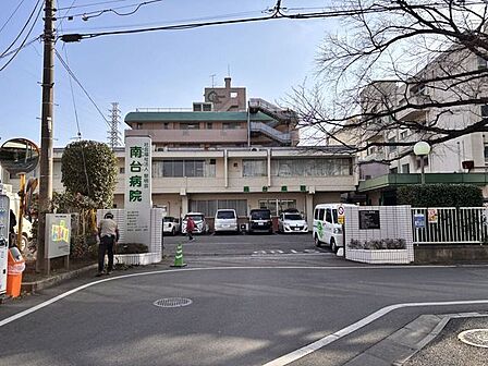 南台病院内科や循環器などの診療科目があり地域医療に力を入れている病院です。日々の健康管理や急な体調不良の際にも利用できます。 340m