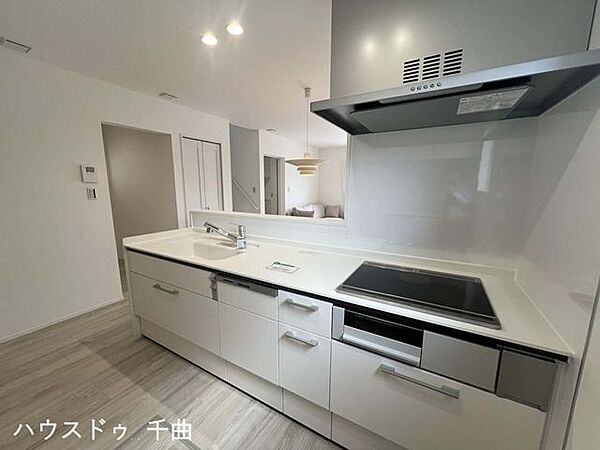 キッチンを拡大表示
