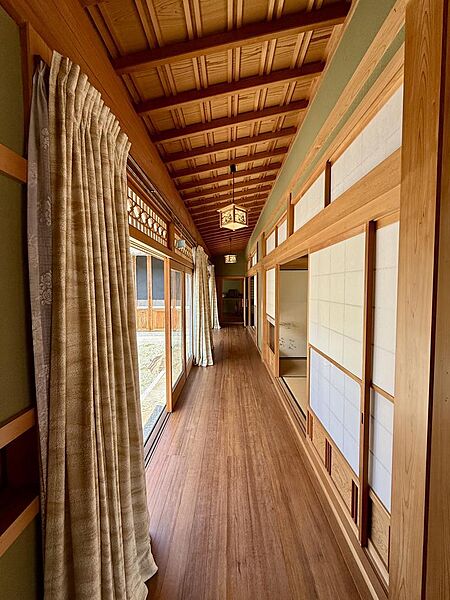 室内を拡大表示