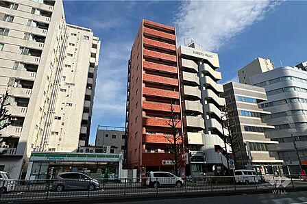 ライオンズマンション六義園の外観(西側から)